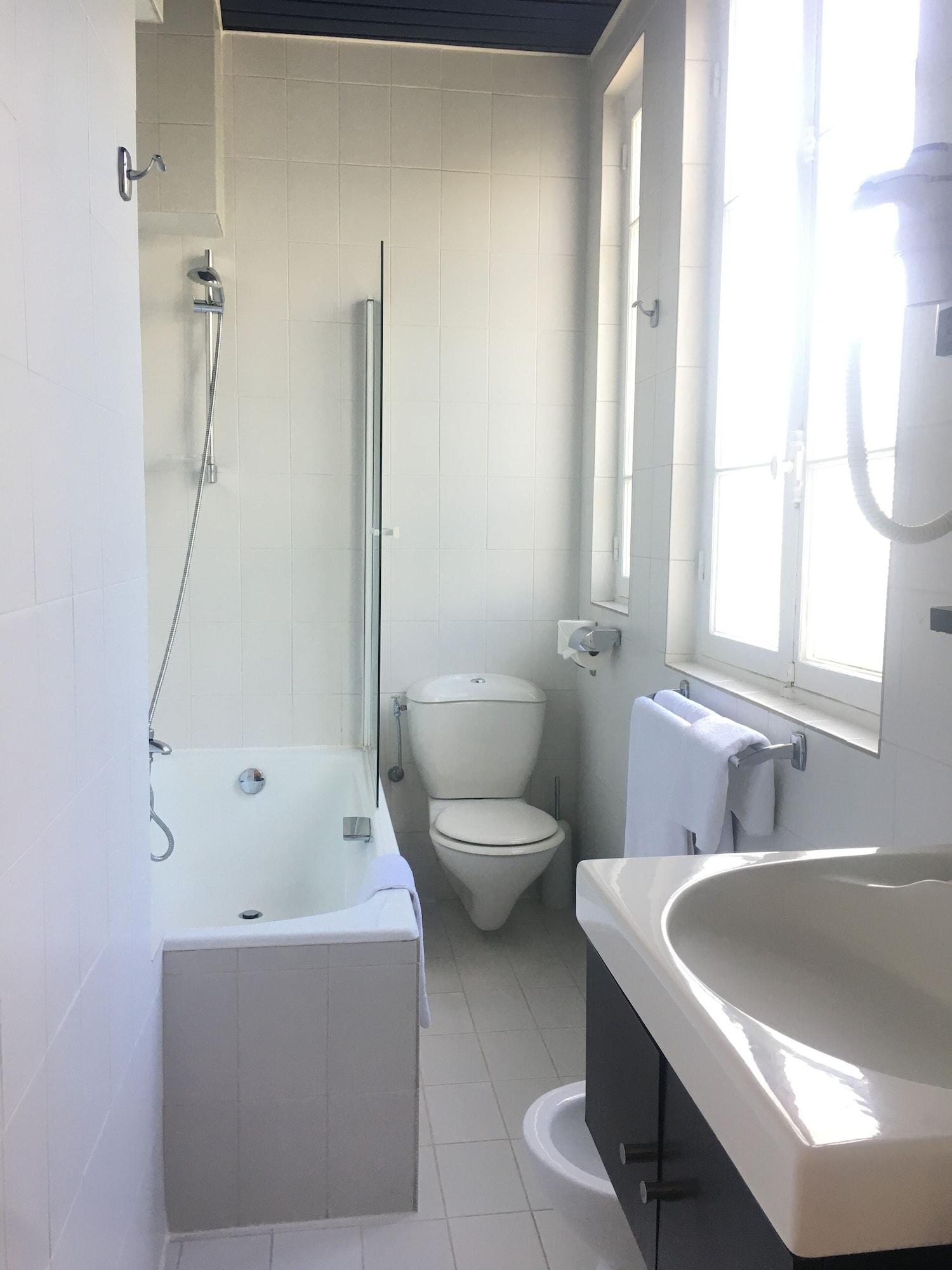 Des Mimosas Hotel 3*