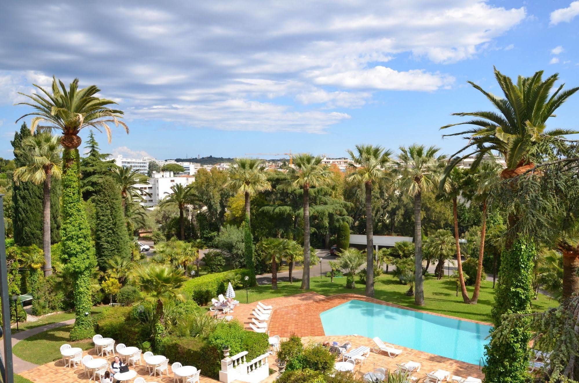 Hotel Des Mimosas 3*