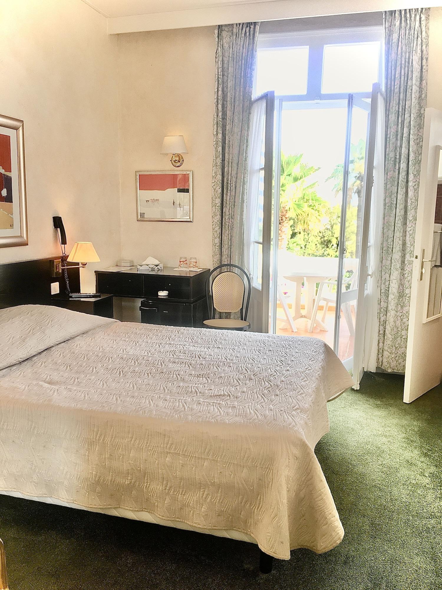 Des Mimosas Hotel