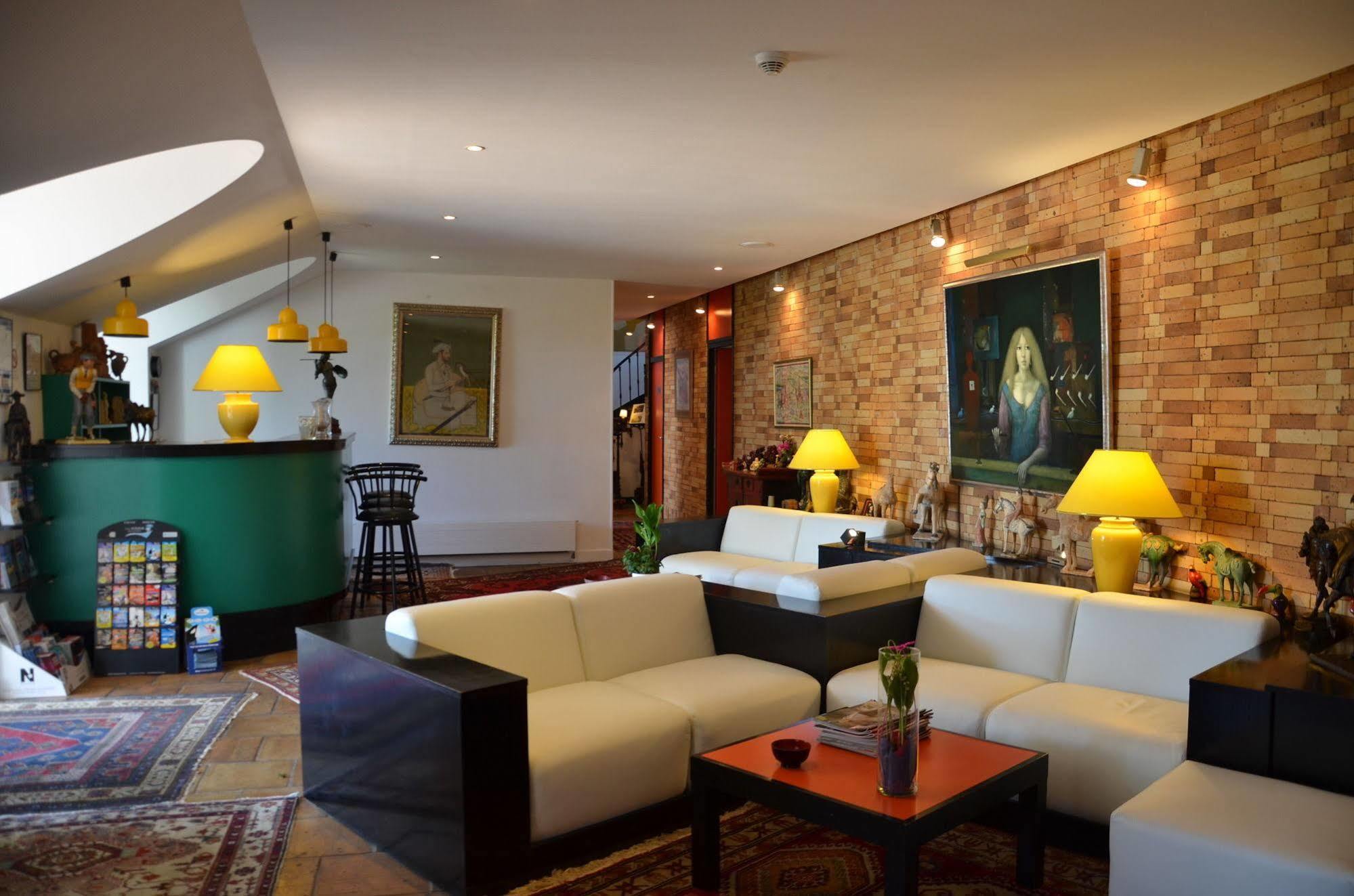 Hotel Des Mimosas 3*