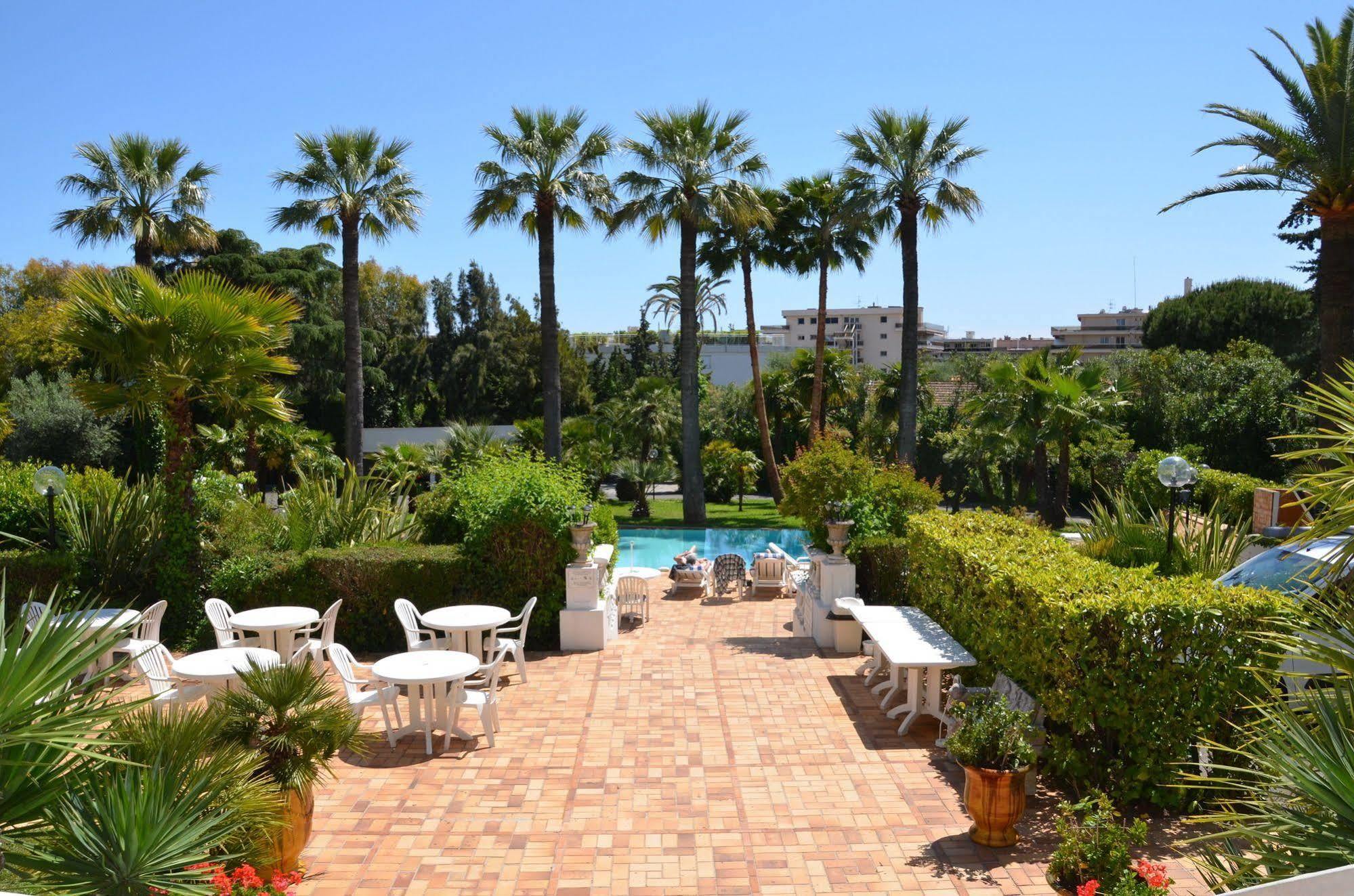 Des Mimosas Hotel